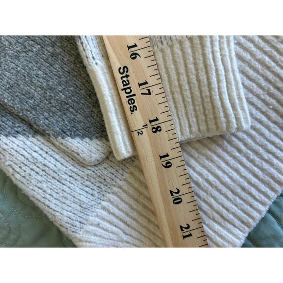 Abercrombie & Fitch Collection, Rhombus Cardigan, Oversized Fit Size XS - Picture 8 of 8